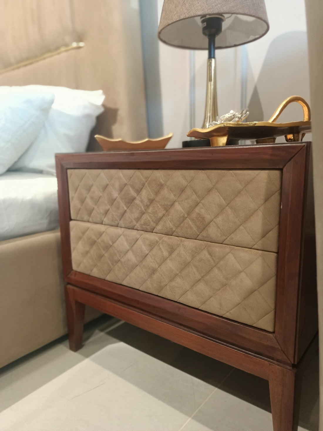 Cadmori Side Table