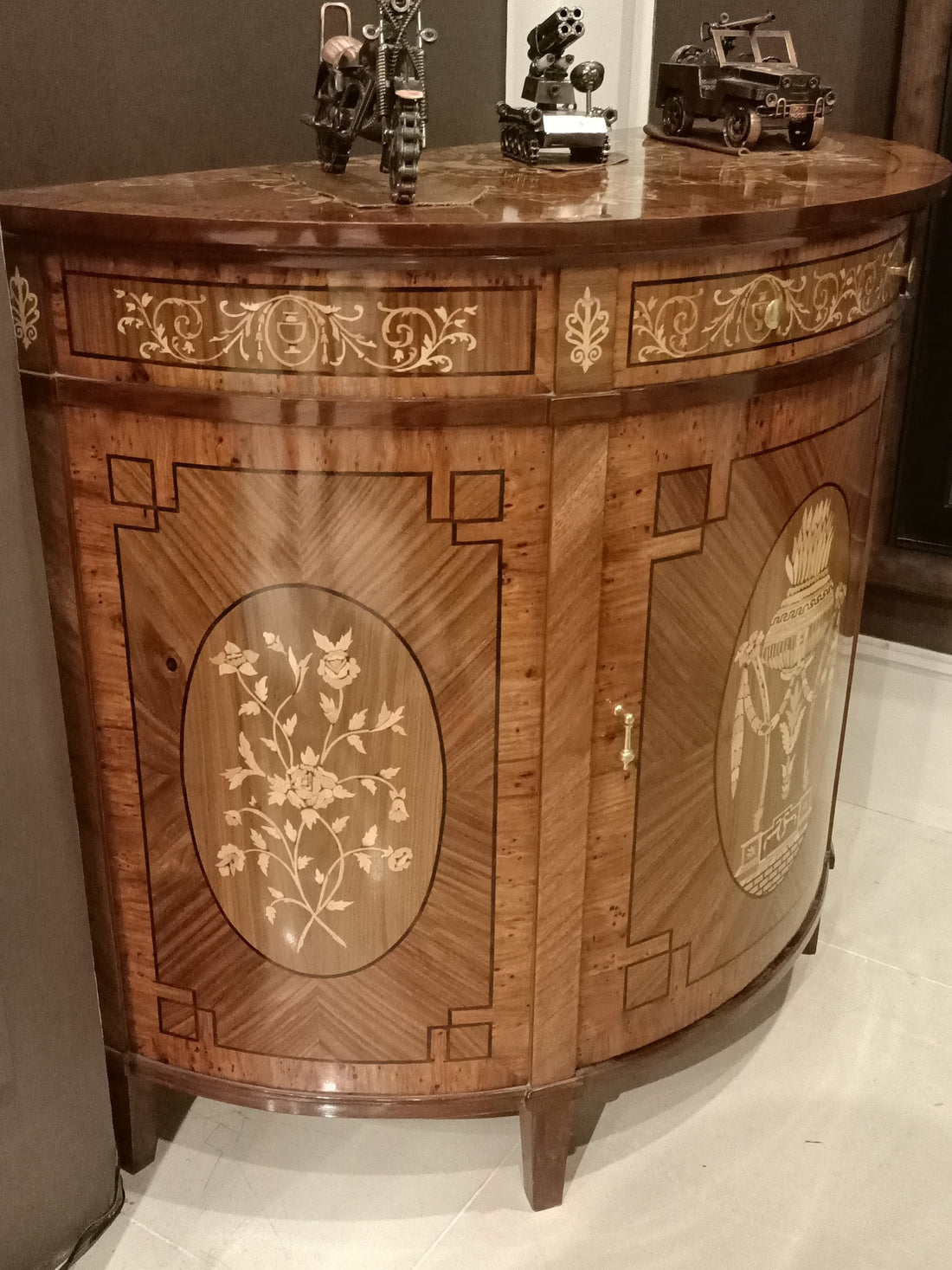 Classic Inlay Round Chest of Drawers